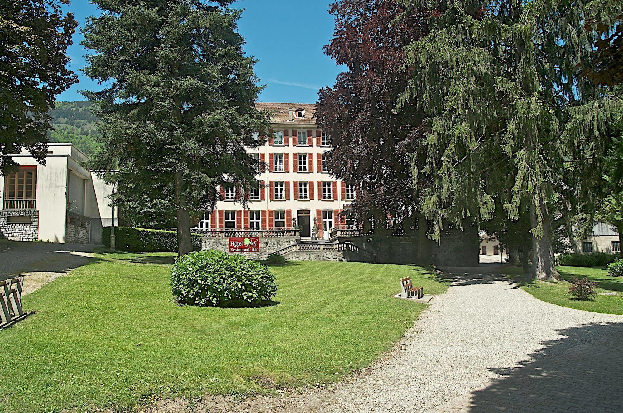 Homtel Le Parc Hotel Allevard Exterior photo